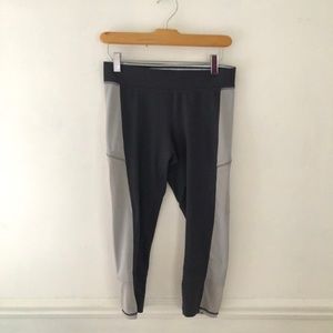 Grey crop leggings